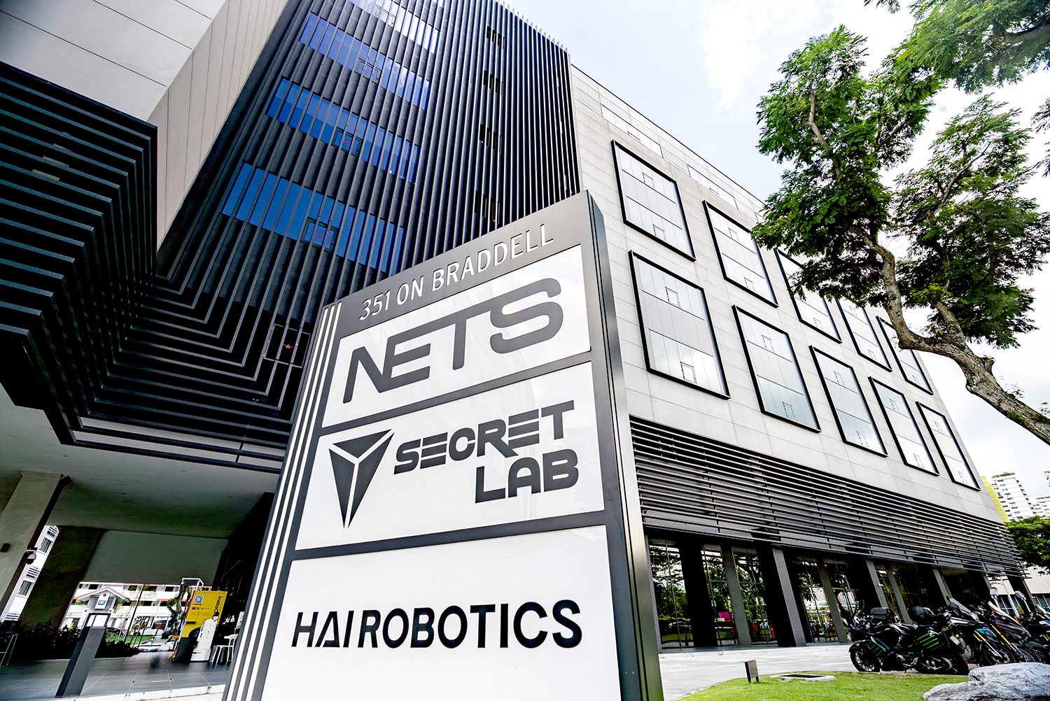 351 Braddell Road-00209-(NETS-SecretLab-logos-edited)