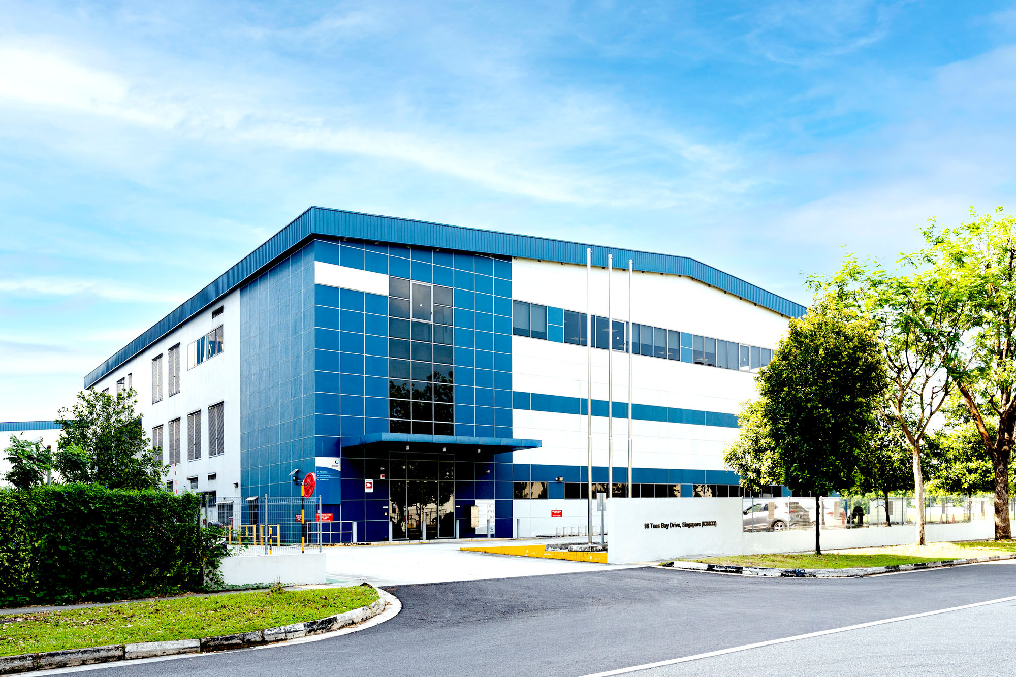 98 Tuas Bay Drive-00597-(main-edited-no-logo)